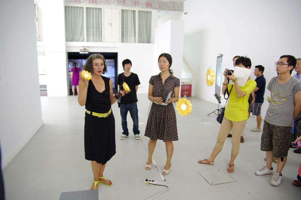 ZNE-Peking-2012-adrienne-goehler-Olafur-eliason