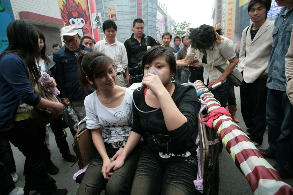 ZNE-Peking-2012-gordonmataklar-reemake-sarah-lewis