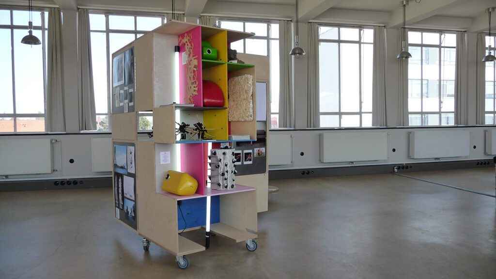 zne-dessau-2011-lukas-feireiss-imaginarium-bauhaus-2